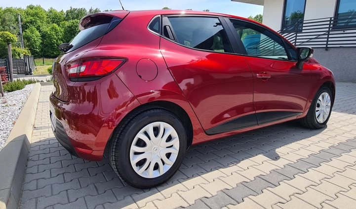 Renault Clio cena 33900 przebieg: 156000, rok produkcji 2018 z Kraków małe 67